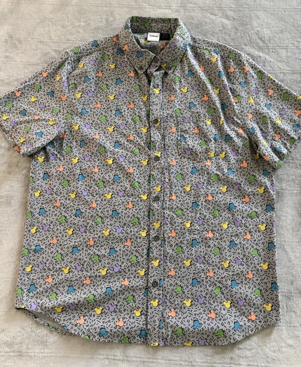 Disney Mickey Mouse XXL Short Sleeve Collared Shirt All Over Print Gray
